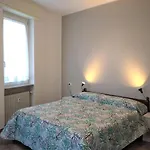 Apartament Astrid House Stresa