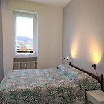 Apartament Astrid House *