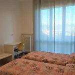 Apartament Astrid House *